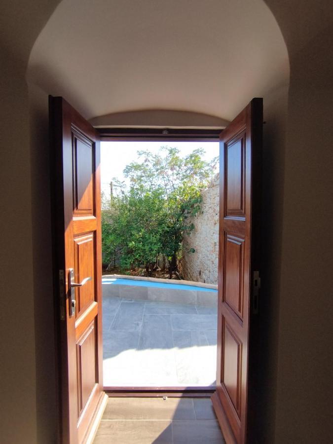 Althea Apartments 3 Chalki Town Ngoại thất bức ảnh